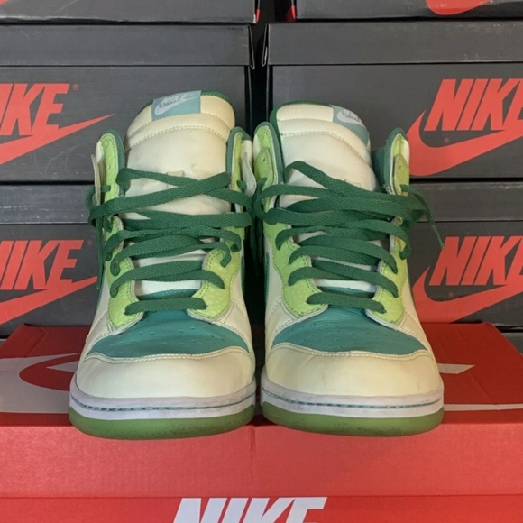 Nike Dunk High Glow in the Dark 2 - Picture 3 of 3